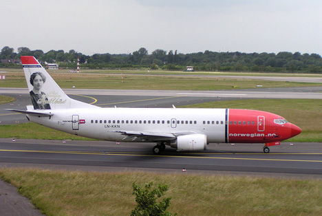 Norwegian Air Shuttle B737-300 LN-KKN Sigrid Undset in Düsseldorf (DUS/EDDL)